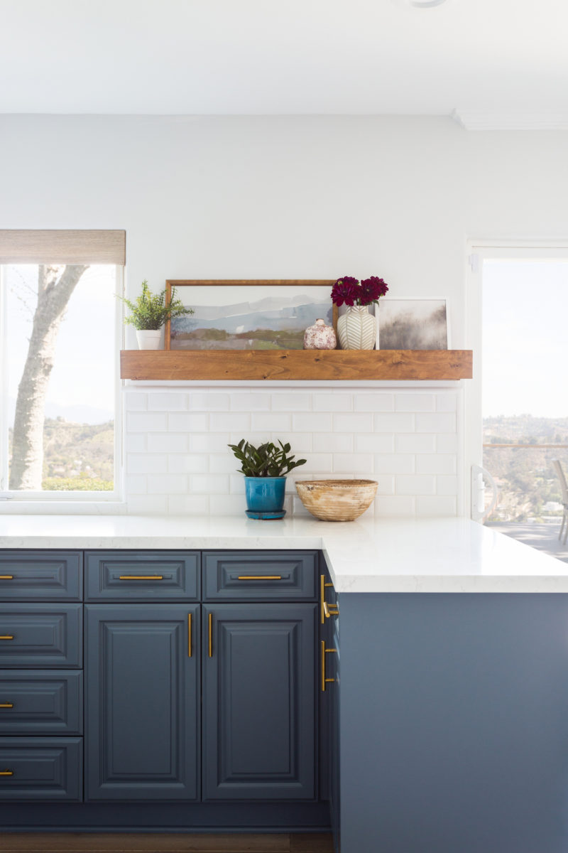 5 Gorgeous Blue Paint Colors for the Kitchen - HAVEN