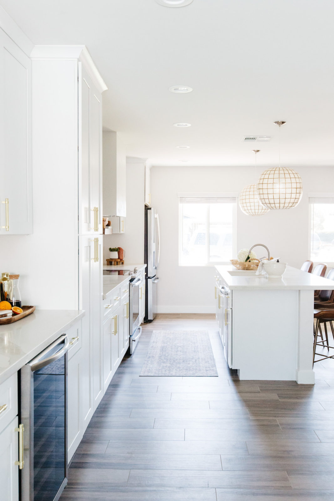 ModernCozy Home with a Stunning Color Scheme · Haven