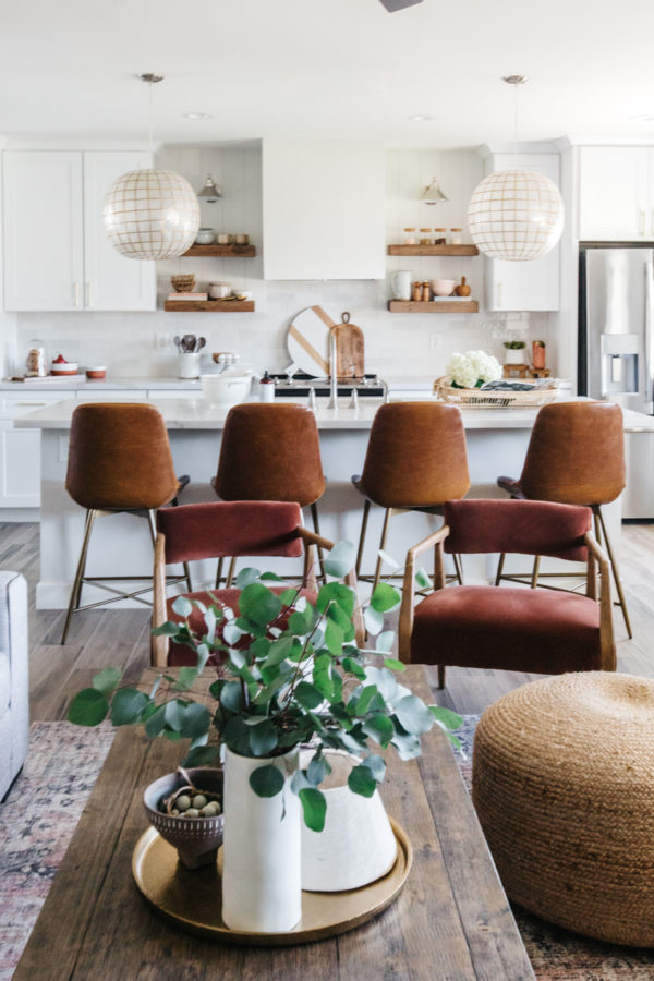 ModernCozy Home with a Stunning Color Scheme · Haven