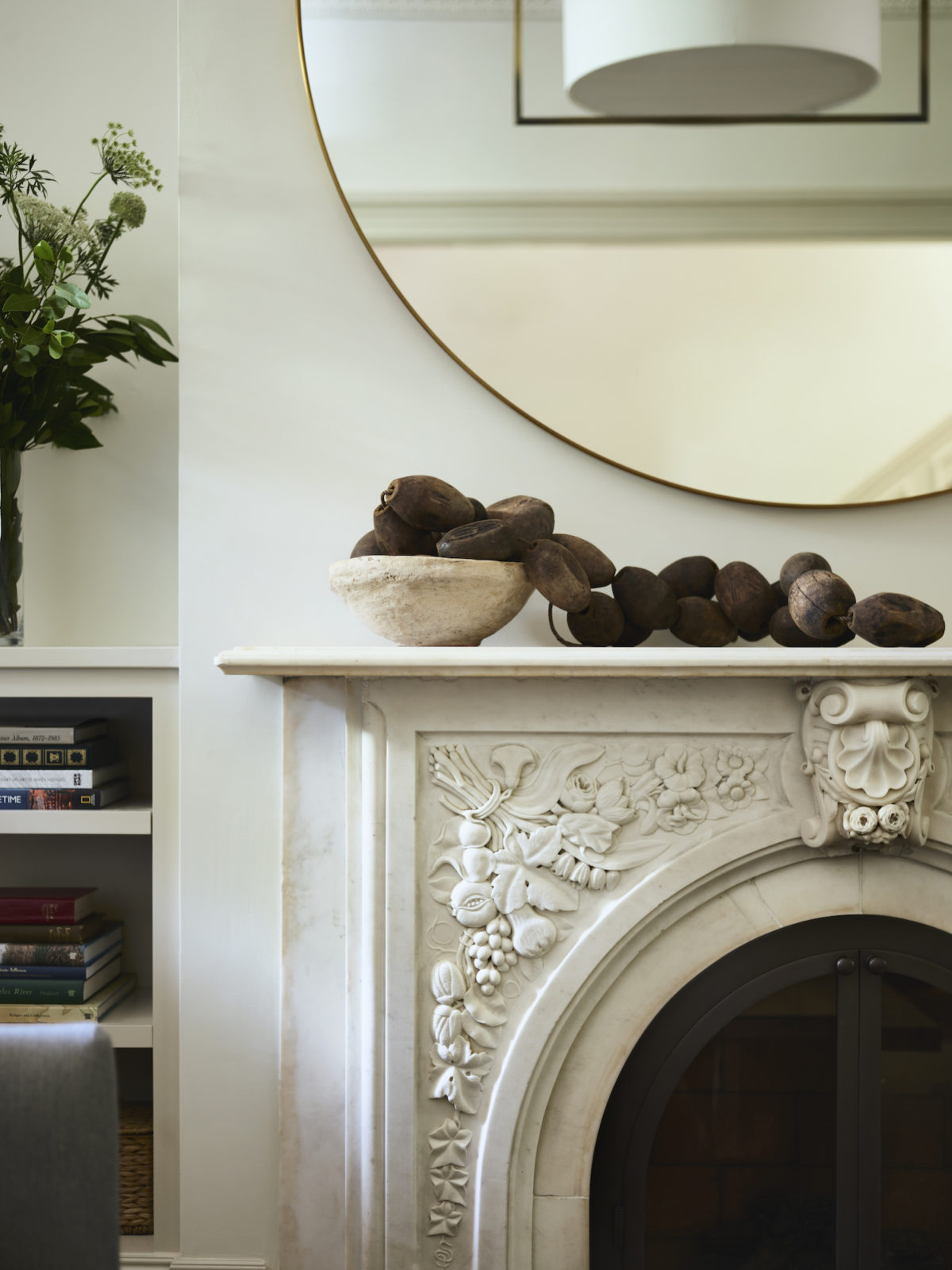 This Remodeled Boston Home Retained It’s Heirloom Moulding and
