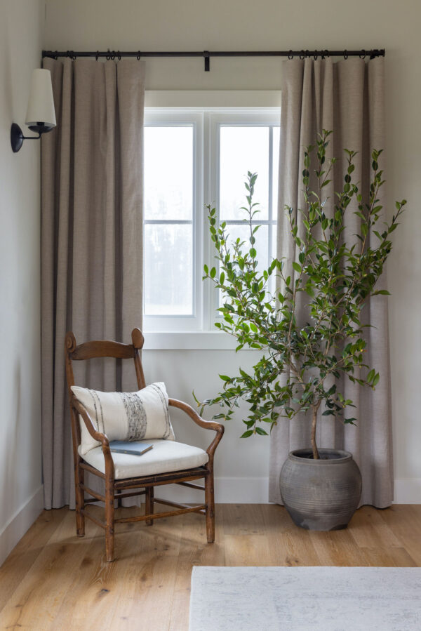 Discover A Moody Eco-Farmhouse Nestled in Sonoma Countryside · Haven - Sonoma Style Eco Decor