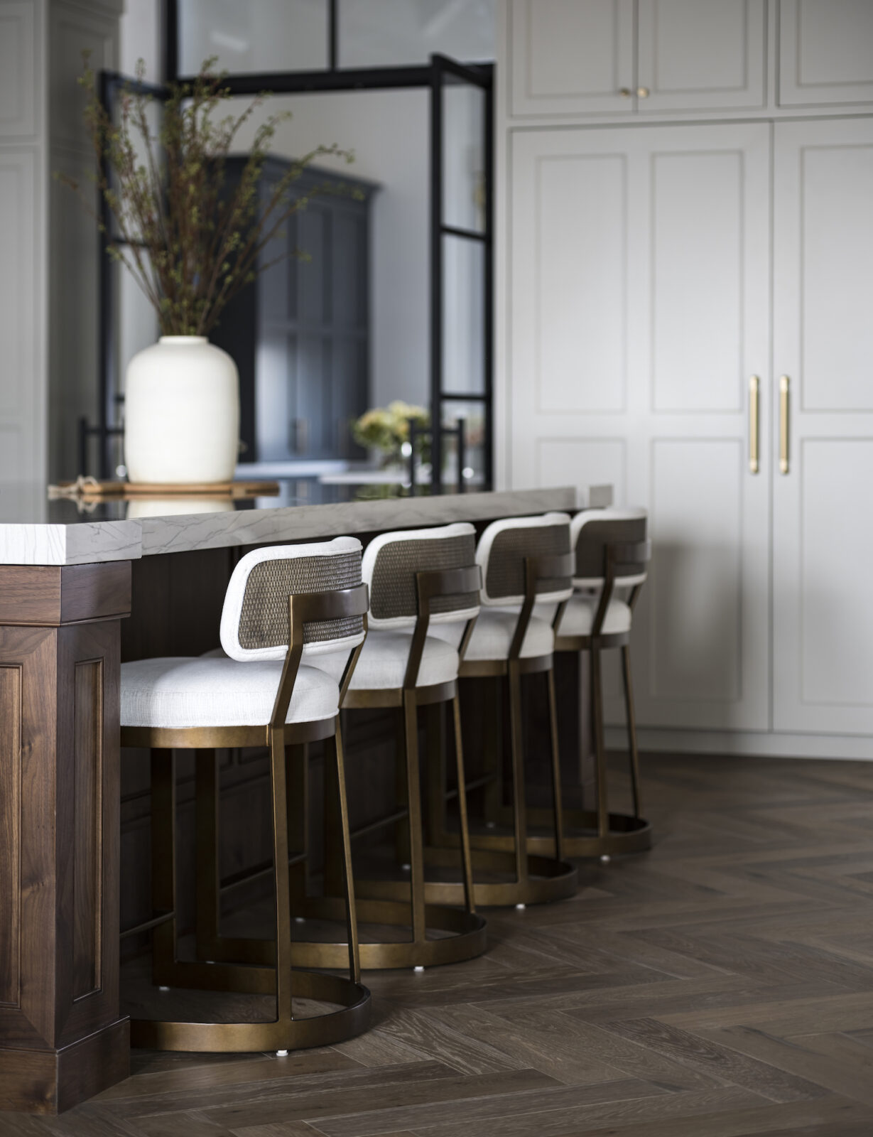 Adding Drama to a Traditional Kitchen with a Stunning Barrel-Arched ...