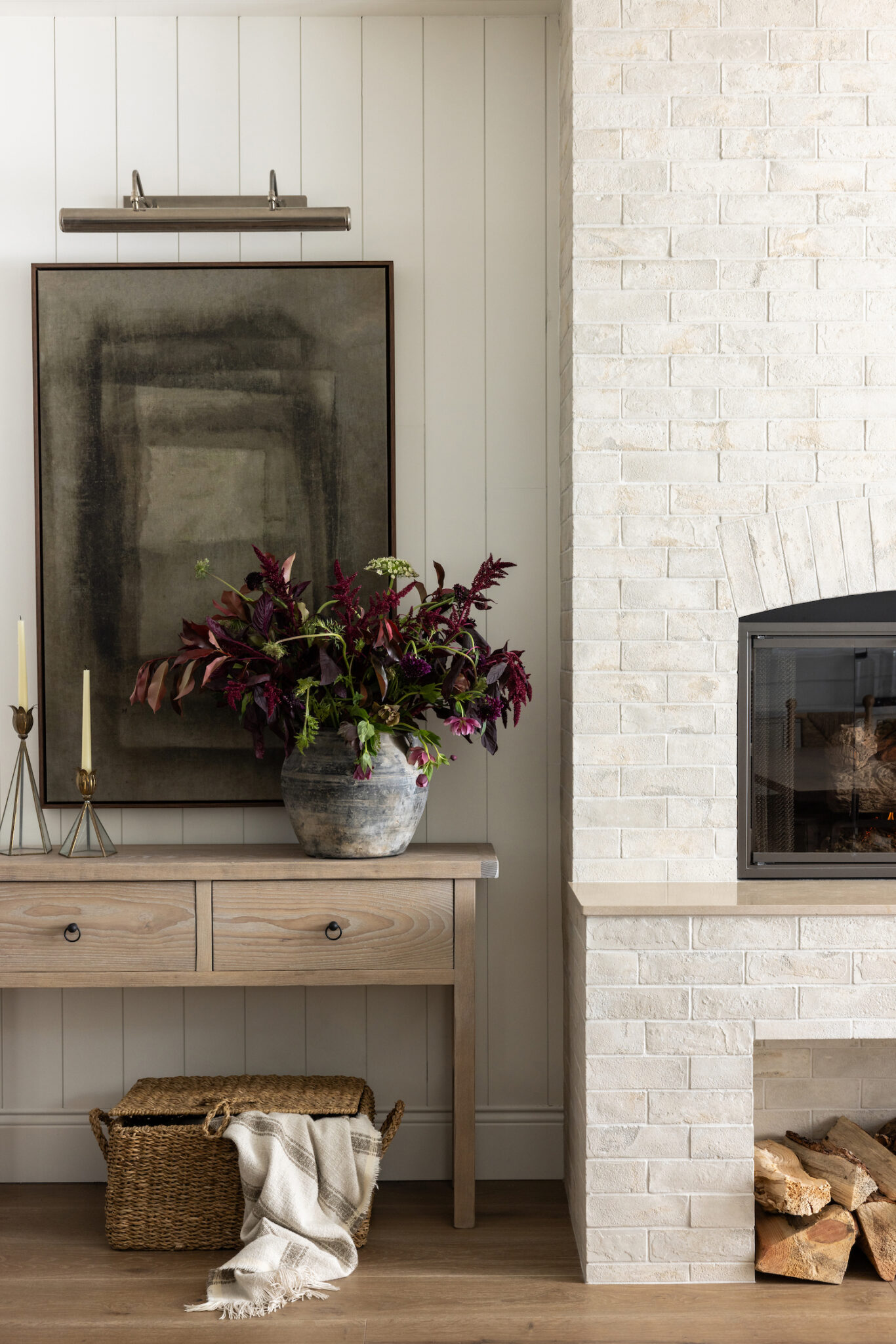 Curated visual reference: Gallery Detail: European Femme Design Meets Laid Back California Coastal Style